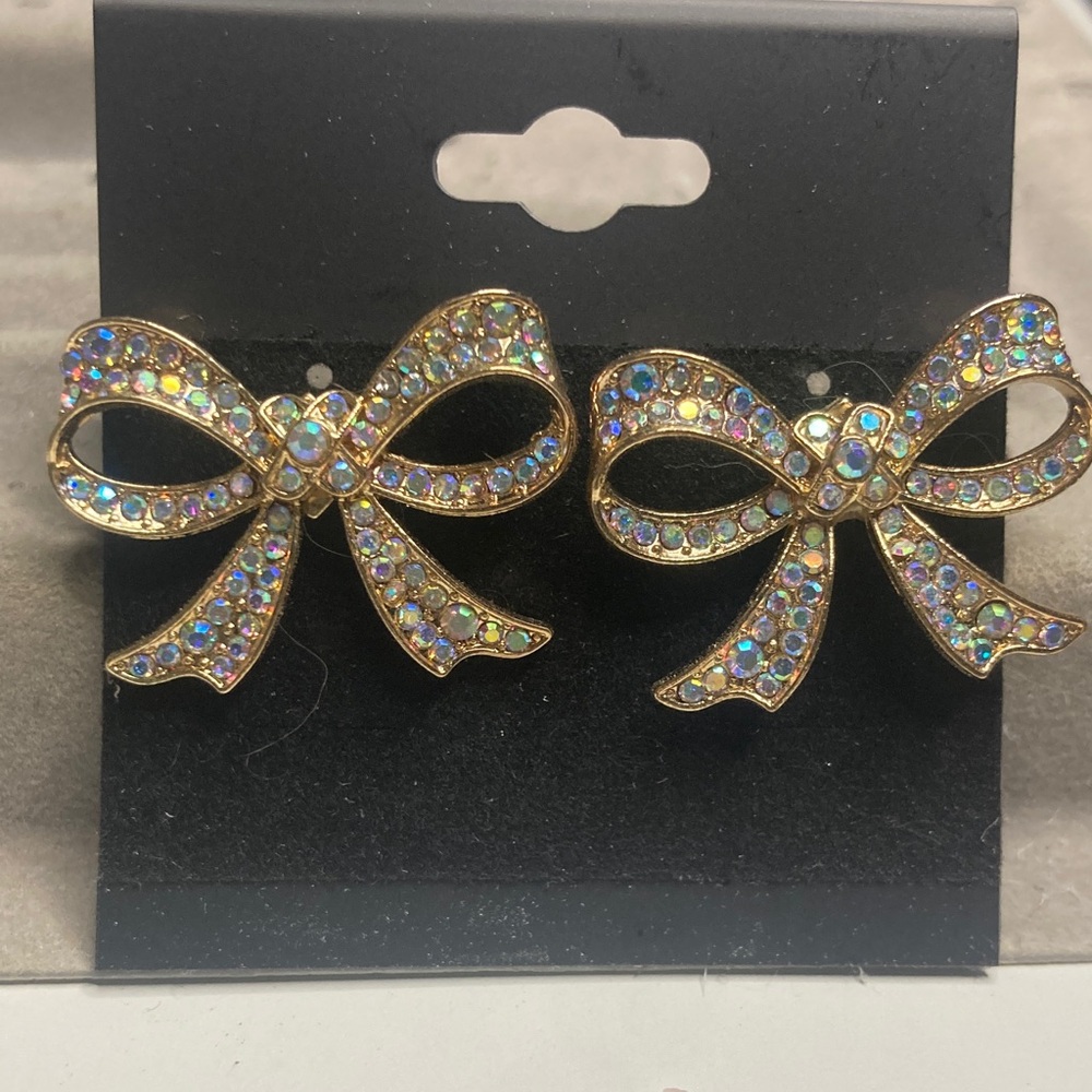 Elegant Gold Bow Earrings with Multicolor Crystals